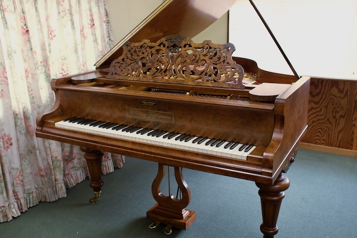 グランドピアノの写真R.Gors & Kallmann - 5.jpeg